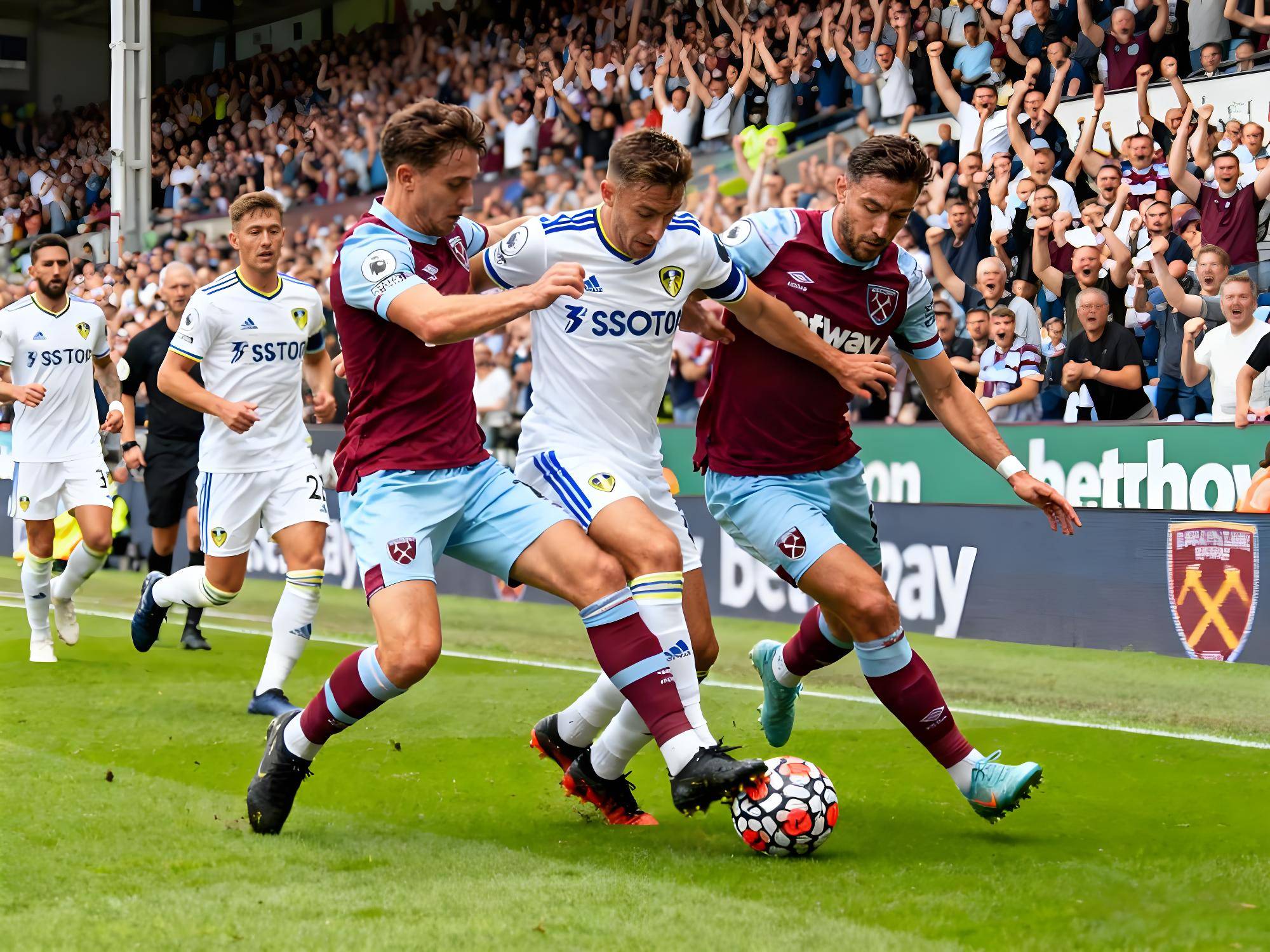 迈阿密国际与中国香港联赛明星队的表演赛